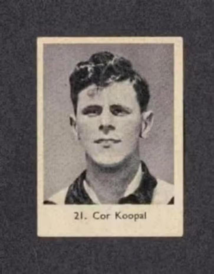 Voetbalplaatje Cor Koopal VVV Venlo Willen II Tilburg (21)., Verzamelen, Ophalen of Verzenden, Zo goed als nieuw