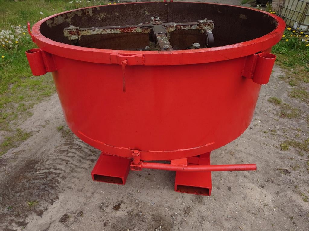 Fliegl betonmixer - Robuuste betonmolen, Ophalen