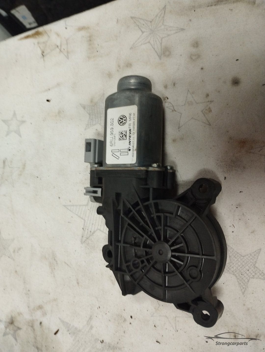 Raammotor Volkswagen Up! links 6RU959802, Auto-onderdelen, Gebruikt, -, Volkswagen, -