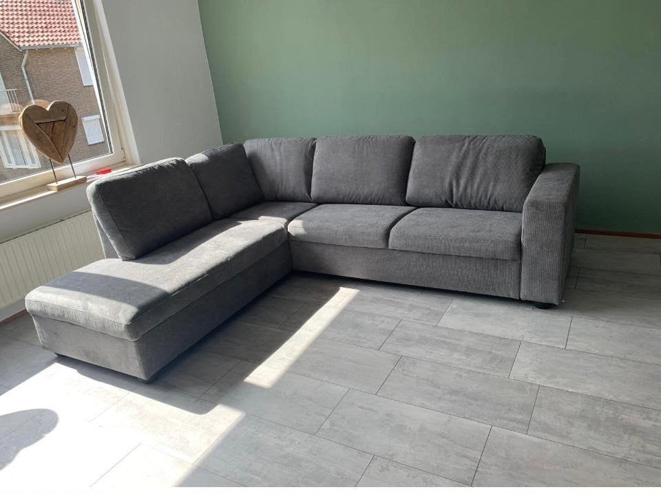 Grijze hoekbank, Ophalen, 250 tot 300 cm, Hoekbank, Zo goed als nieuw
