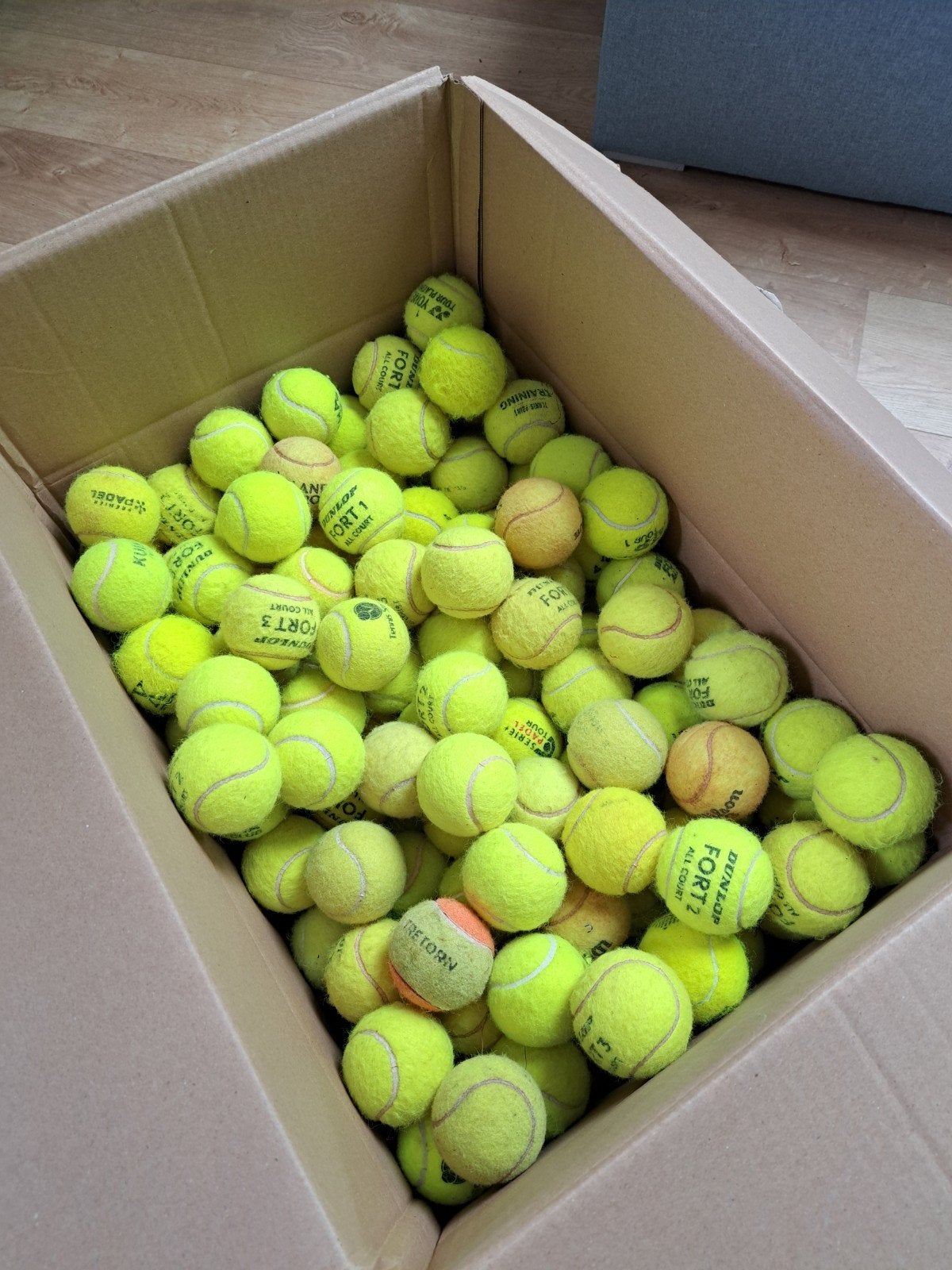 Tennisballen (gebruikt) aantal zelf te bepalen, Ophalen, Gebruikt