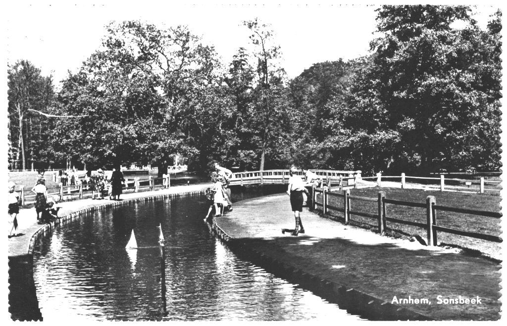 967784	Arnhem	Sonsbeek 1957	_Nette oude kaart Niet gelopen, Ophalen of Verzenden, 1940 tot 1960, Ongelopen, Gelderland