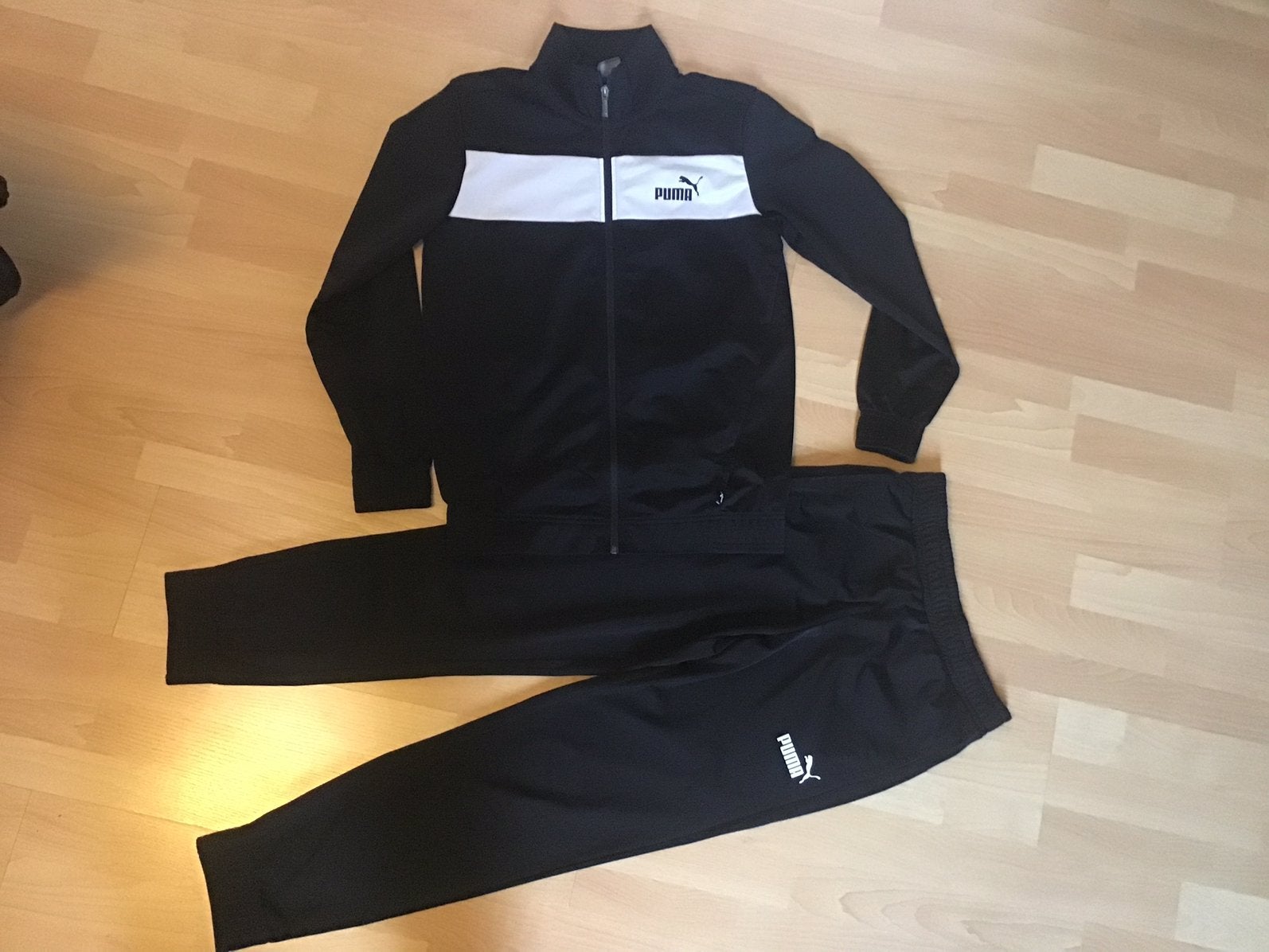 Puma trainingspak / sportpak maat S, Ophalen, Zo goed als nieuw, Maat 46 (S) of kleiner, Zwart