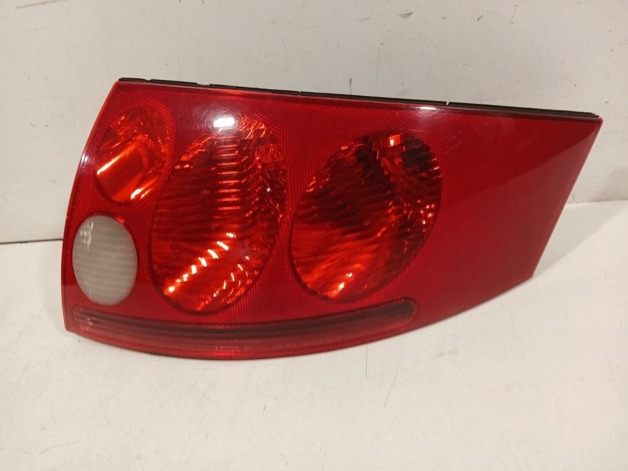 Achterlicht carrosserie rechts Audi TT, Auto-onderdelen, Onderdelen@venauto.nl, Van der Ven Autorecycling B.V., Gebruikt, Ettenseweg 76, 4706 PB Roosendaal, The Netherlands