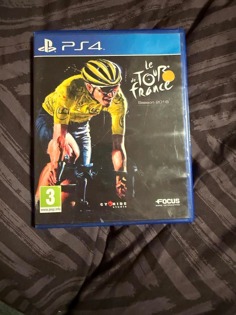 PS4 Sport Games: Tour de France, Handbal 17, FIFA 19, Gebruikt, 2 spelers, Ophalen of Verzenden, Vanaf 3 jaar