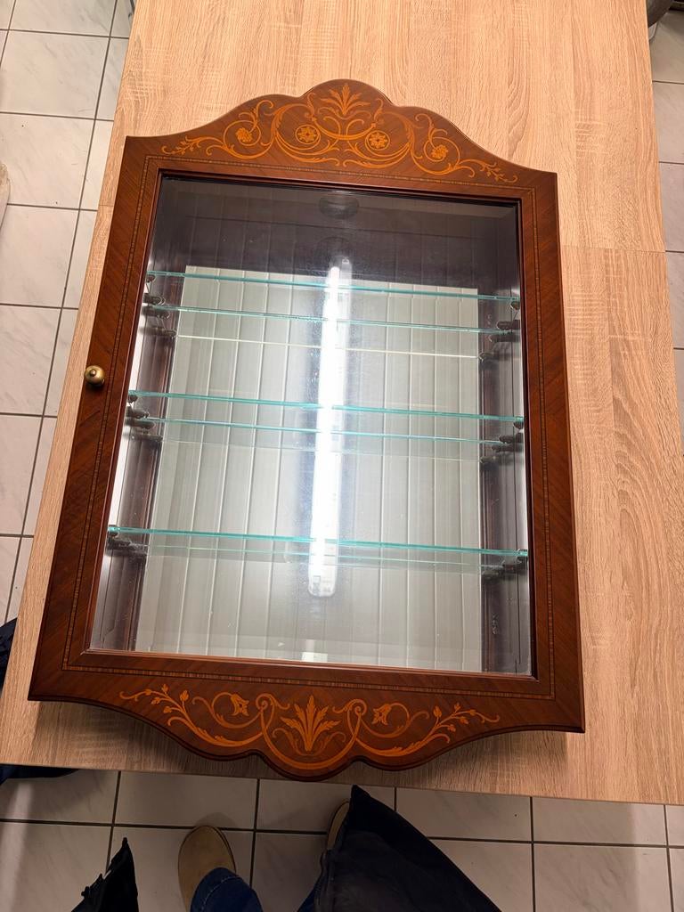 Wandvitrinekast 60x95 met glazen planken, Ophalen of Verzenden, Gebruikt