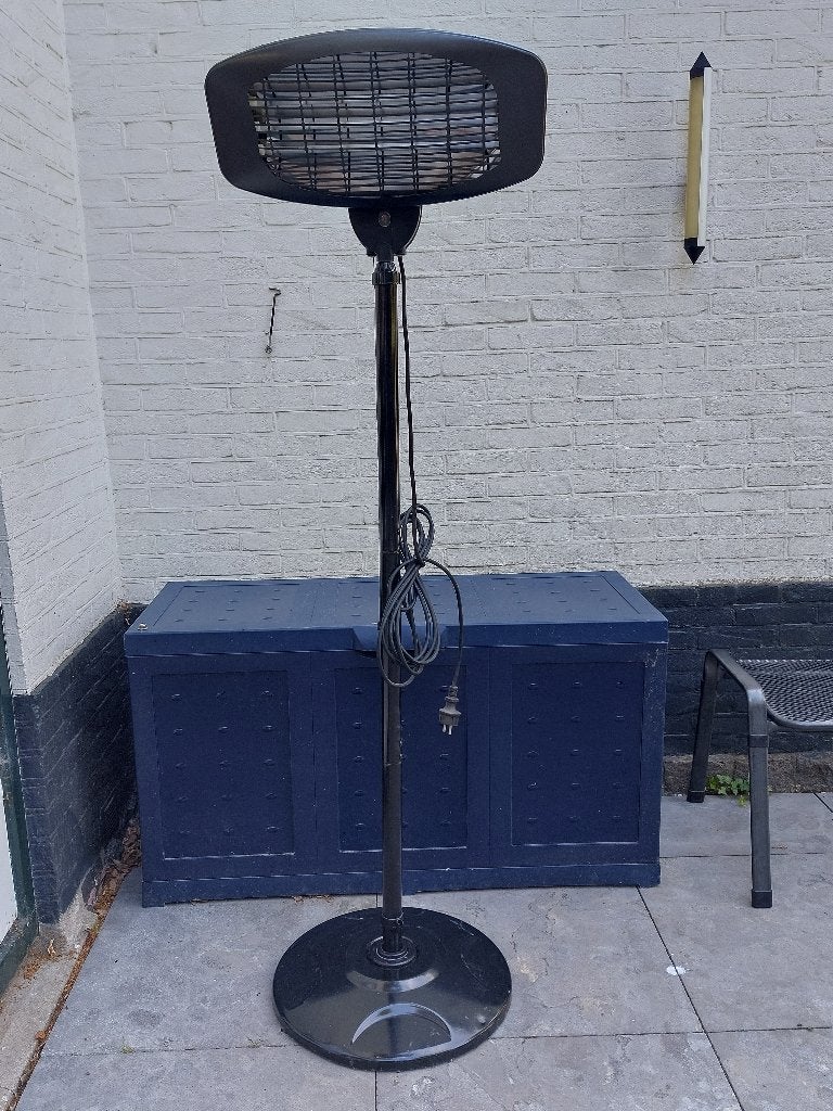 Terrasverwarming 2000 W, 3 standen, hoogte verstelbaar, Ophalen, Zo goed als nieuw, Elektrisch, Vloer