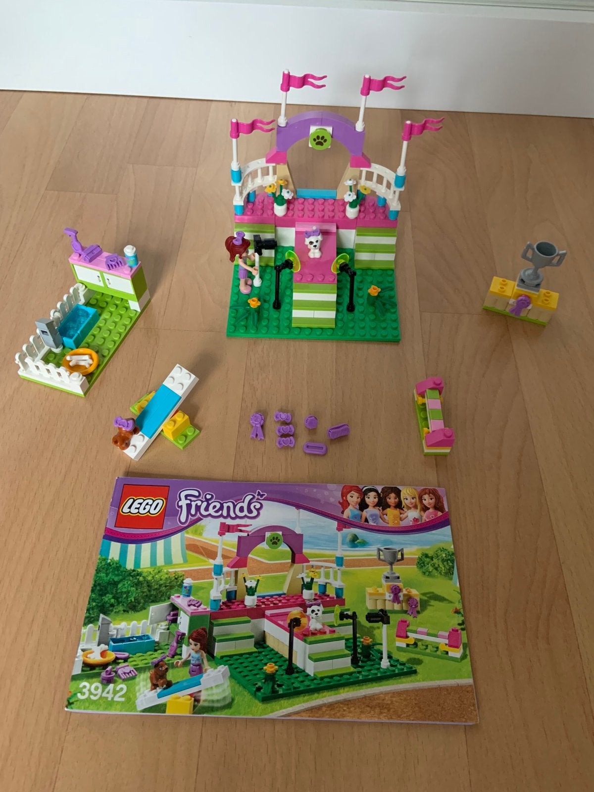 LEGO Friends Hondenshow - 3942 (COMPLEET), Lego, Compleet, Friends, Ophalen of Verzenden