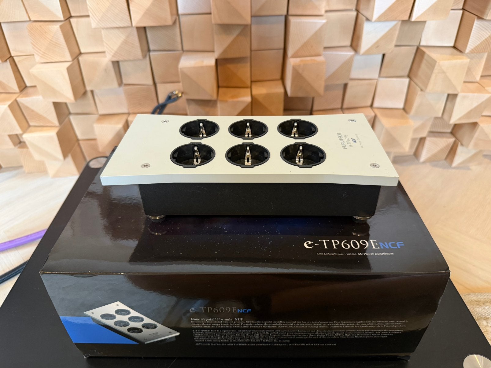 Furutech e-TP609E NCF stekkerblok, Info@poelsaudio.nl, Poels Audio, Ophalen of Verzenden, Zo goed als nieuw
