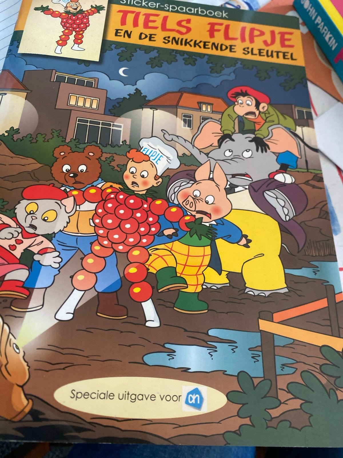 Tiels Flipje en de Snikkende Sleutel - Sticker-spaarboek, Ophalen of Verzenden, Zo goed als nieuw, Fictie algemeen