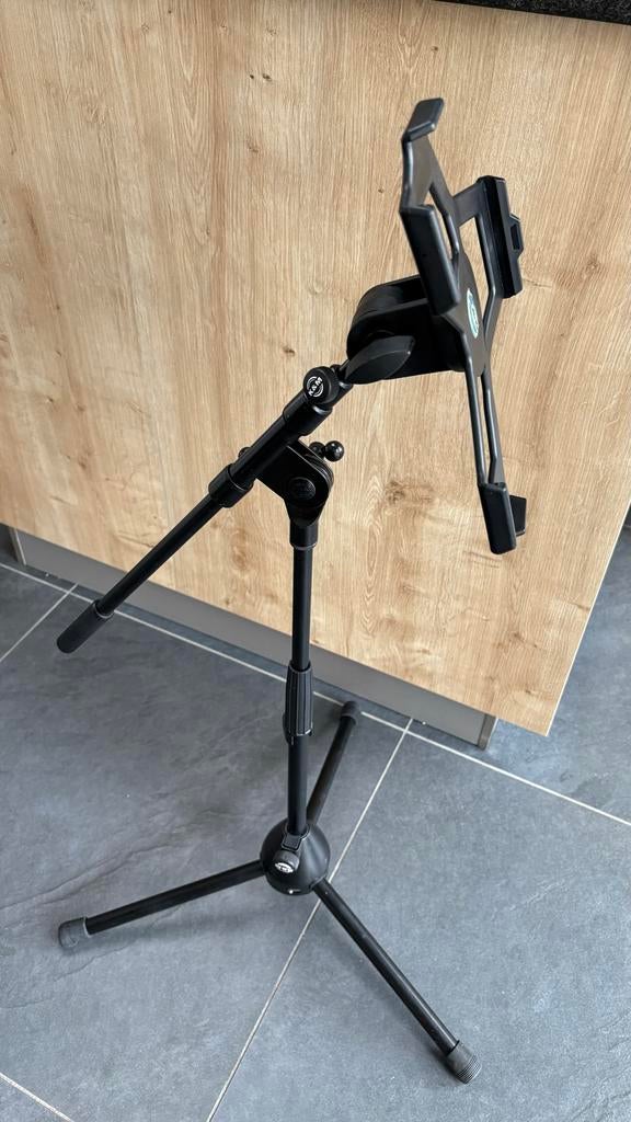 K&M 259 Statief met iPad Houder (Gen 2/3/4) - Z.G.A.N., Ophalen of Verzenden, Zo goed als nieuw, Muziekstandaard, Overige instrumenten
