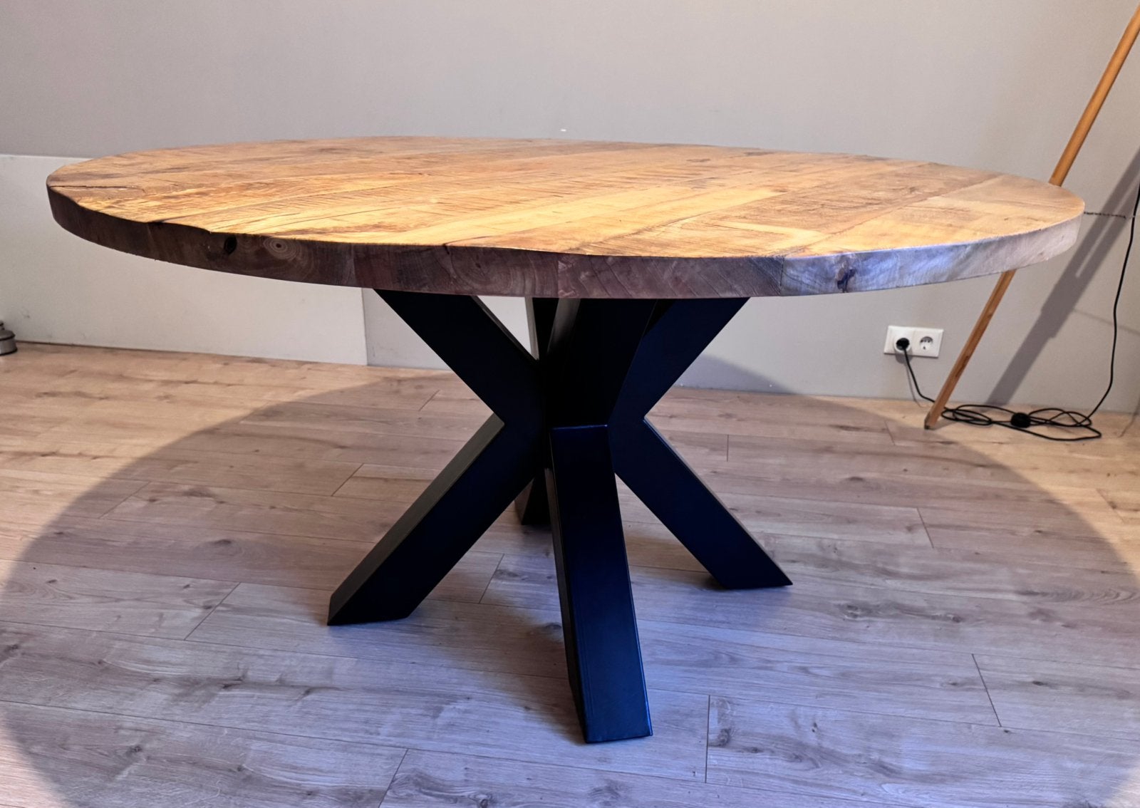Ronde eettafel inclusief stoelen, Ophalen, Rond, Zo goed als nieuw, Vijf personen of meer
