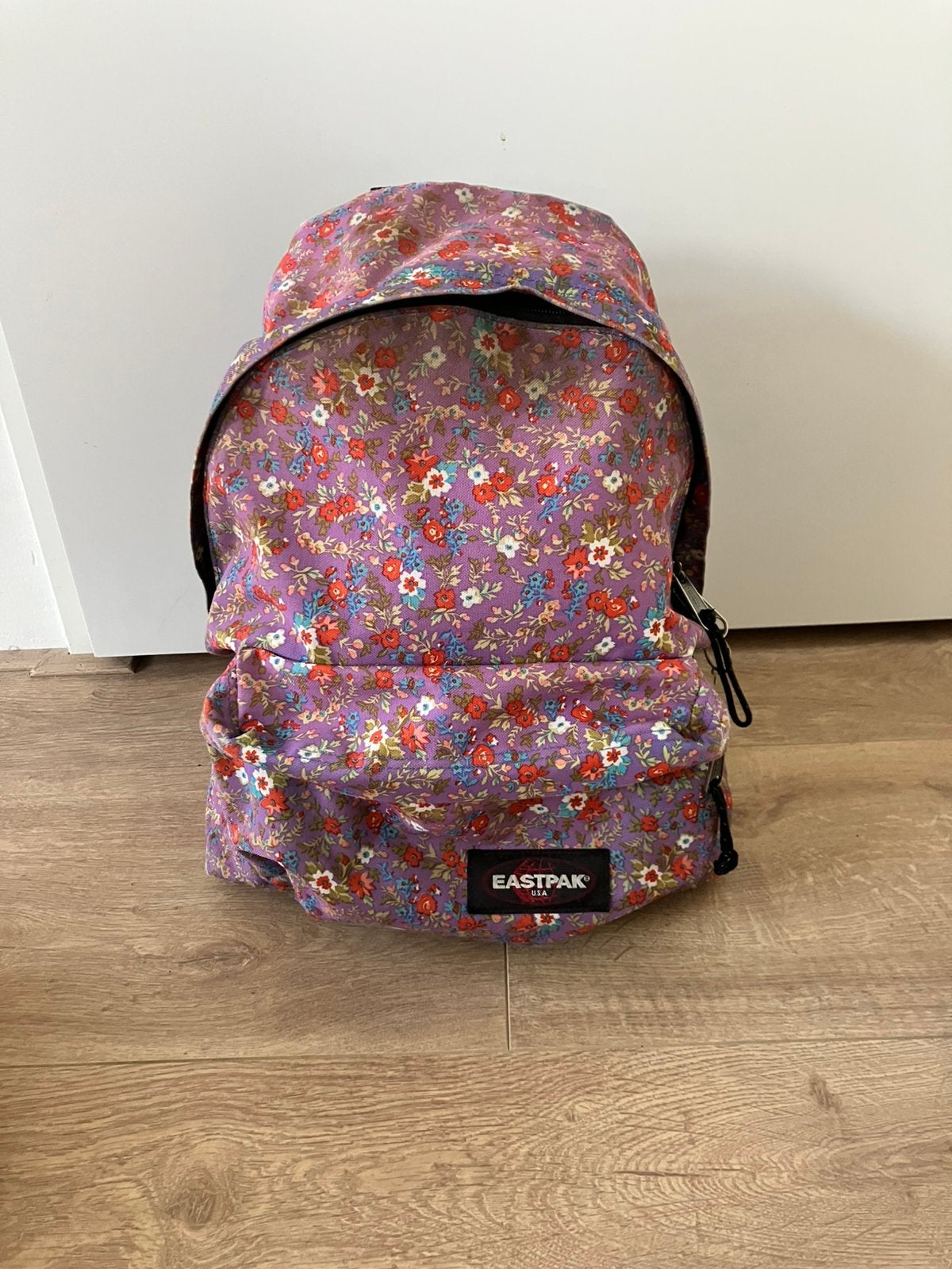 Rugzak Eastpack bloemenmotief, Sieraden, Tassen en Uiterlijk, Tassen | Schooltassen, Ophalen, Overige kleuren, Rugtas, 30 tot 40 cm