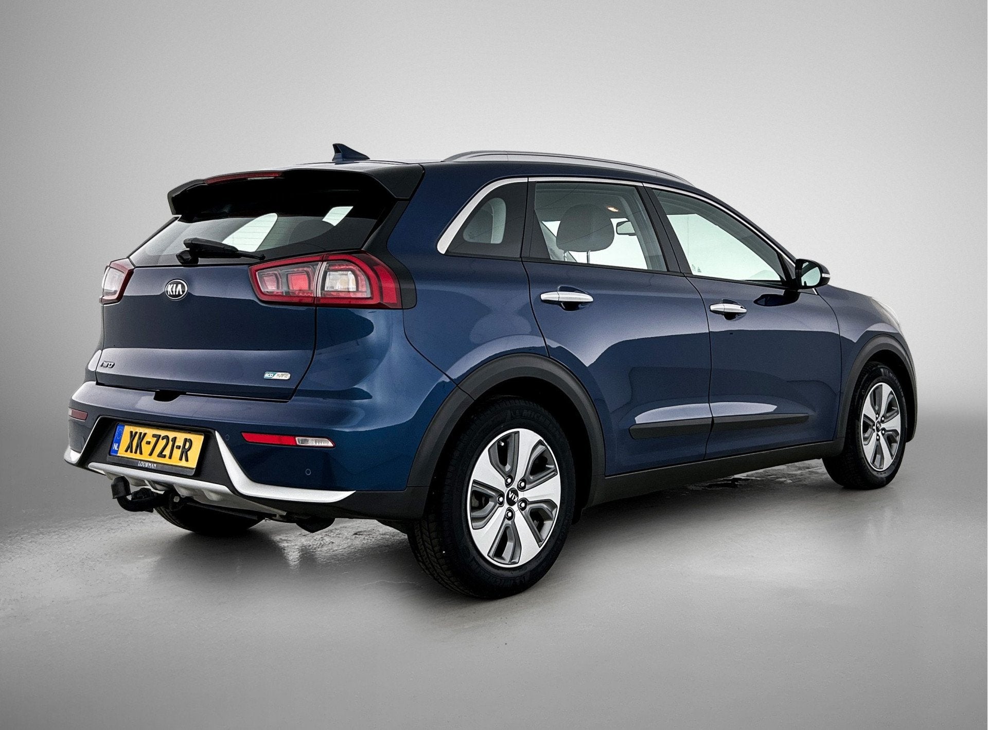 Kia Niro 1.6 GDi Hybrid Dynamic Navigatie | Parkeersensoren, Auto's, 12 maanden, Gebruikt, Blauw, Leder en Stof