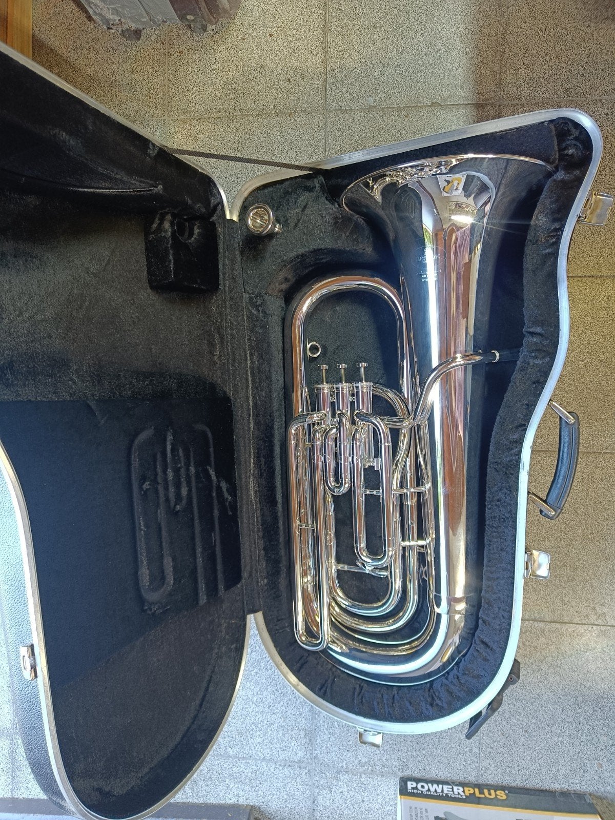 Besson miB 3/4 bas tuba in MALDEGEM BELGIE. Model BE777, Muziek en Instrumenten, Blaasinstrumenten | Tuba's, Ophalen of Verzenden