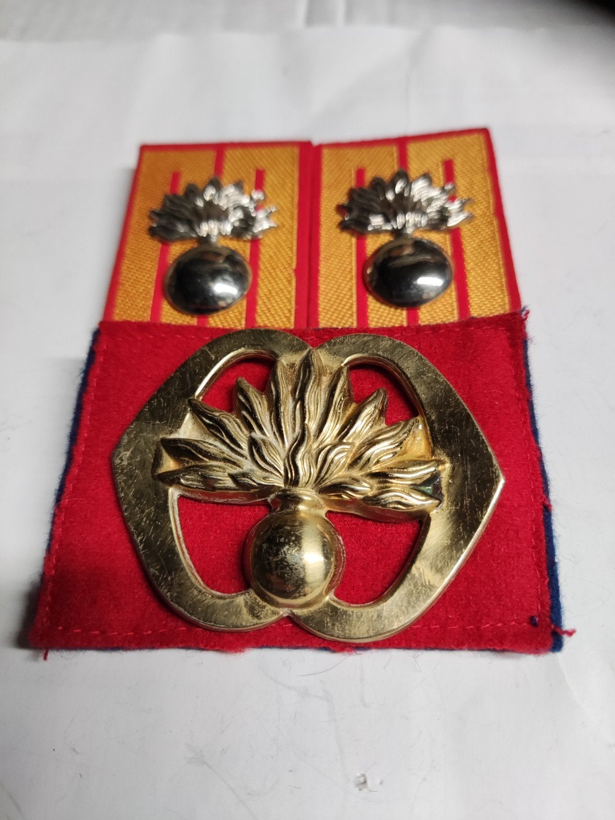 setje Garde Grenadiers, Ophalen of Verzenden, Landmacht, Nederland, Embleem of Badge