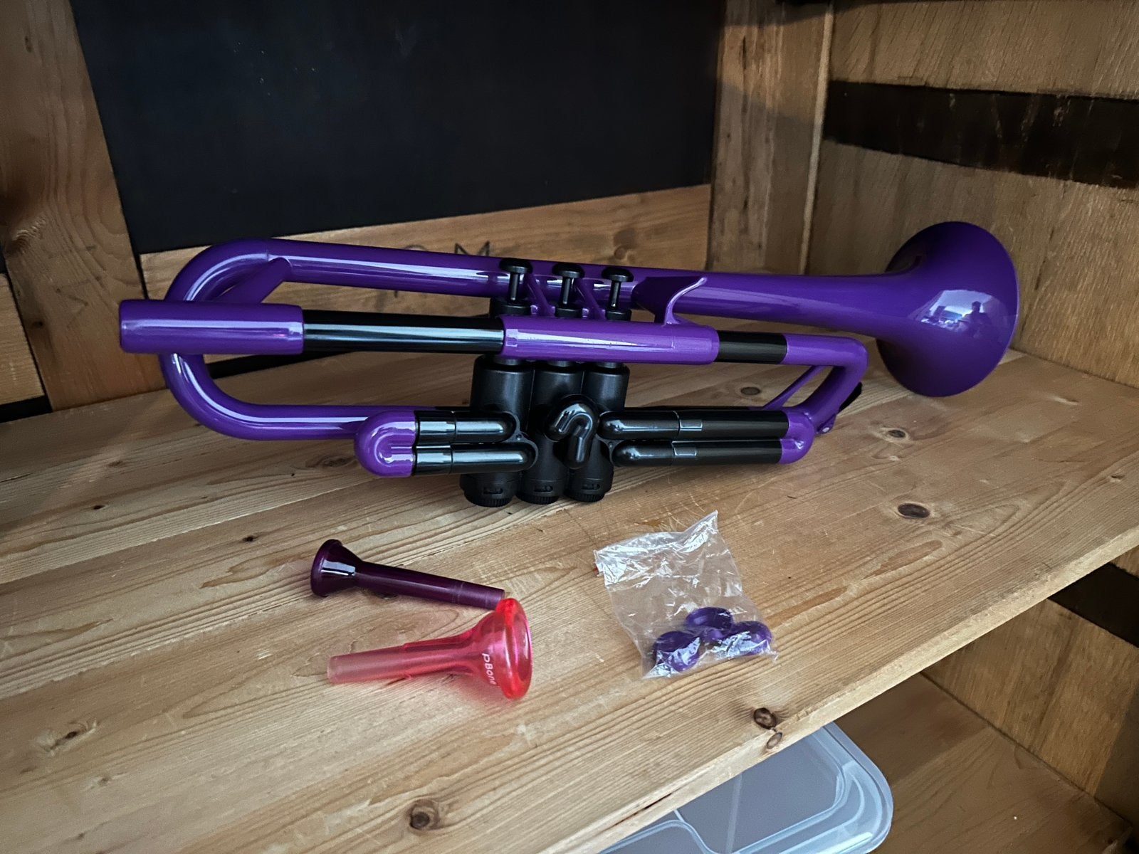 pTrumpet paarse trompet met tas en mondstukken, Ophalen of Verzenden, Zo goed als nieuw, Bes-trompet, Met koffer