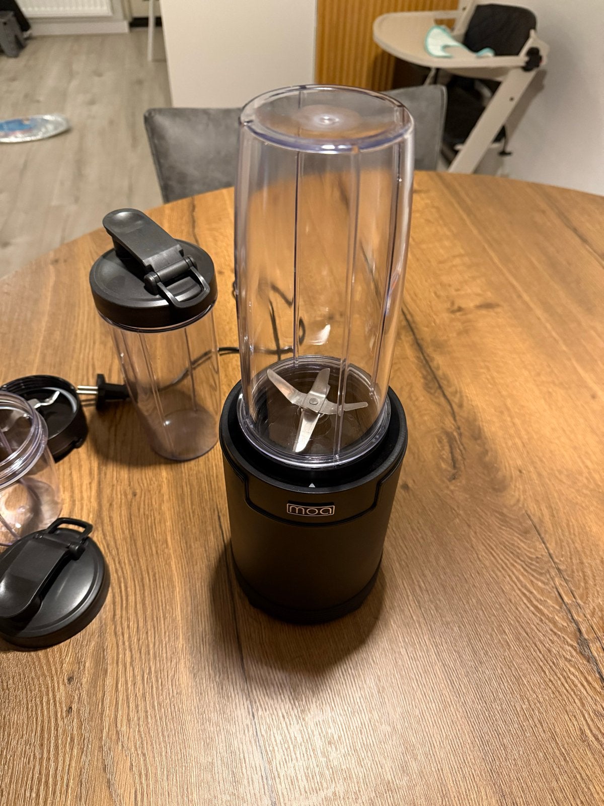 Moa Blender met 2 bekers - in goed staat, Witgoed en Apparatuur, Ophalen, Gebruikt, Blender