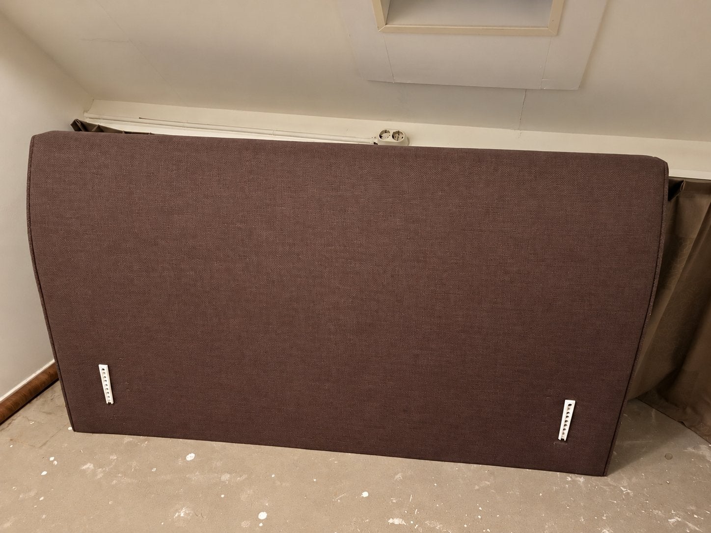 GRATIS Hoofdbord voor boxspring 1.60m, Ophalen, Zo goed als nieuw, Tweepersoons, Bruin