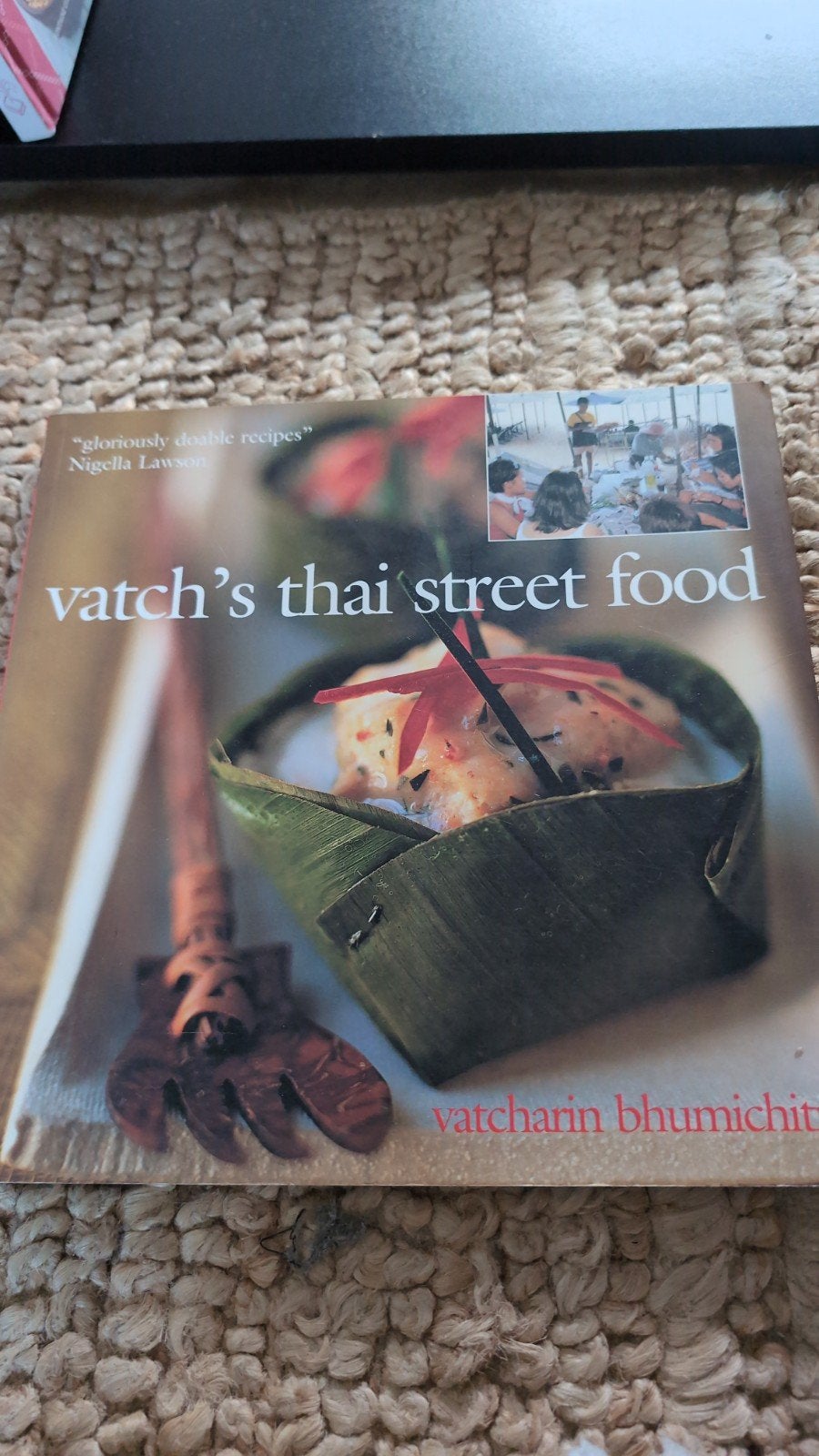 Vatch's Thai Street Food - Authentieke Thaise Recepten, Gelezen, Azië en Oosters, Ophalen of Verzenden, Hoofdgerechten