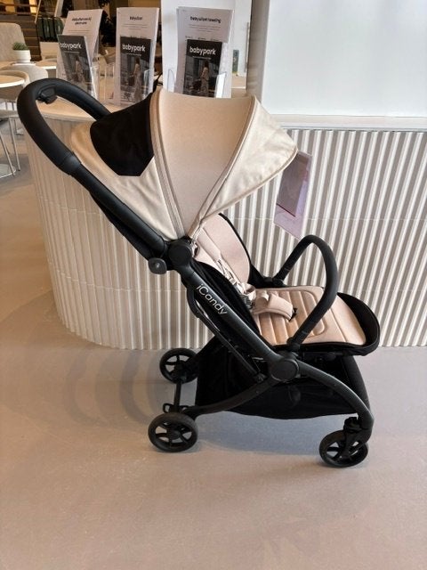 Icandy Pip Buggy, Ophalen, Zo goed als nieuw, Overige merken, Verstelbare rugleuning
