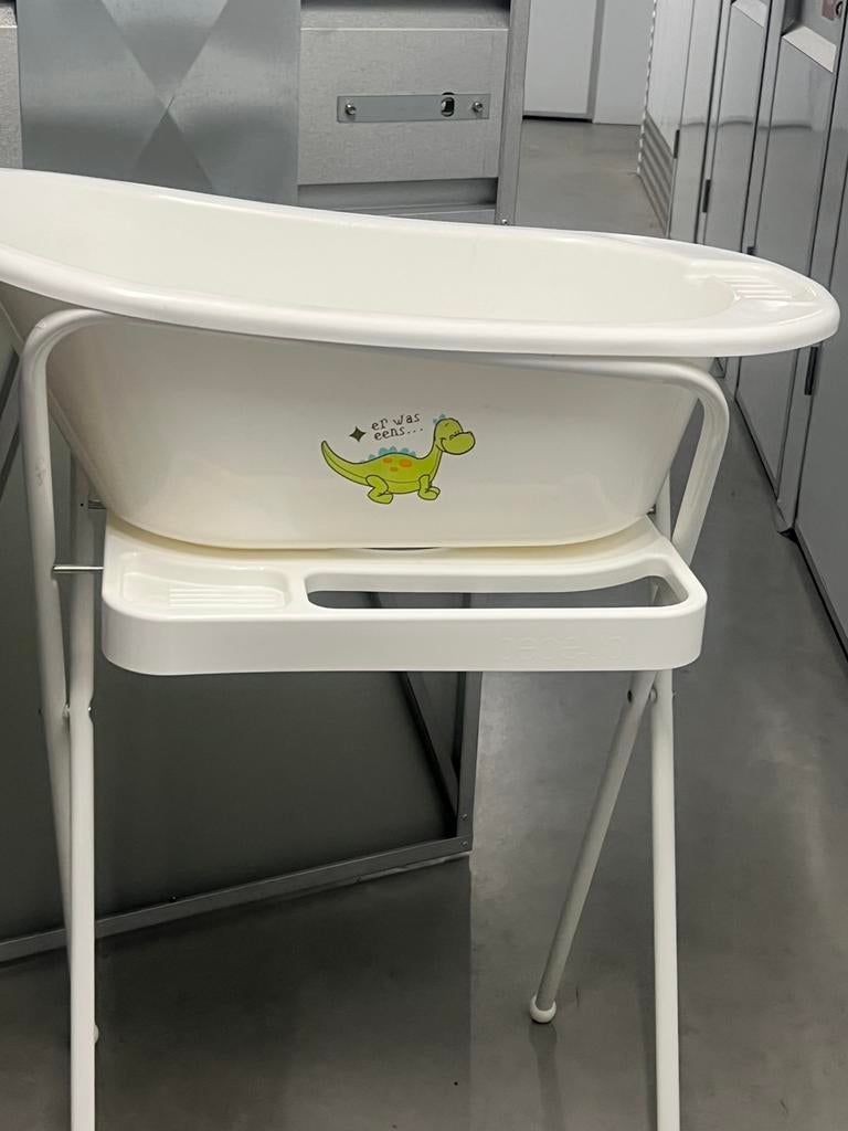 Babybad met standaard, Kinderen en Baby's, Badjes en Verzorging, Ophalen, Zo goed als nieuw, Badje, Standaard
