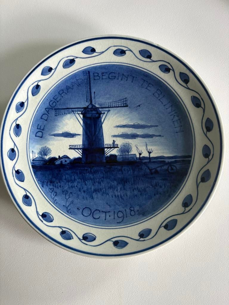Antiek Delfts Blauw Wandbord - De Dageraad Begint Te Blinken, Antiek en Kunst, Antiek | Wandborden en Tegels, Ophalen of Verzenden