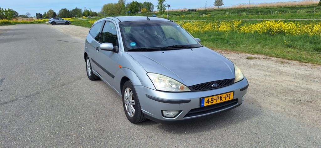 Ford Focus 1.6 I 3D 2004 Grijs, Auto's, Ford, Particulier, Focus, ABS, Airbags, Airconditioning, Bluetooth, Elektrische buitenspiegels