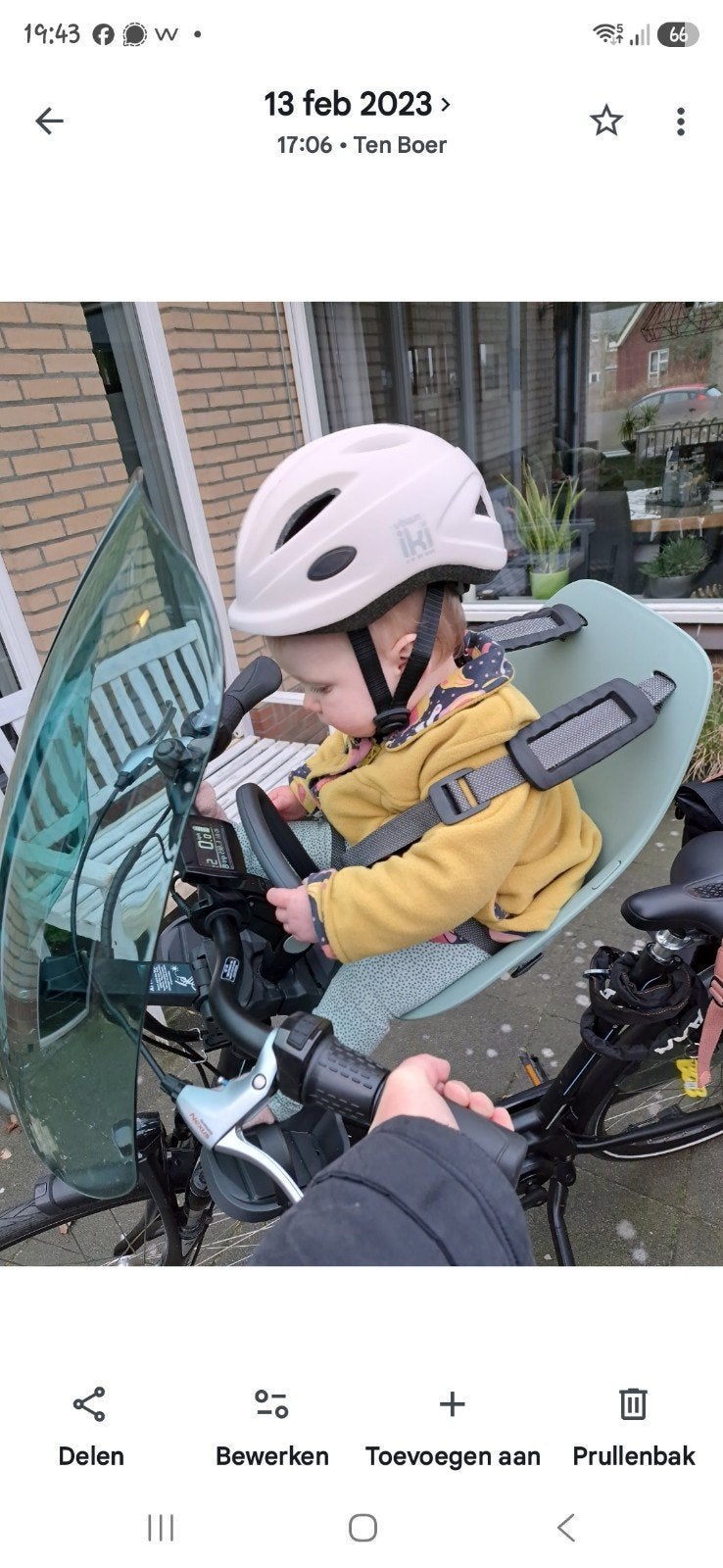 Zo goed als nieuw Iki voorzitje met windscherm en handvat, Fietsen en Brommers, Fietsaccessoires | Fietsstoeltjes, Ophalen, Voorzitje