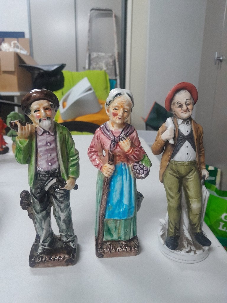 Beeldjes opa en oma (3 stuks), Verzamelen, Beelden en Beeldjes, Ophalen of Verzenden, Zo goed als nieuw, Mens