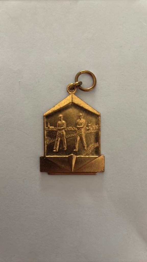 Historische Medaille 1955 1e sneeuwtocht 1955-  15 K.M., Postzegels en Munten, Penningen en Medailles, Overige materialen, Nederland