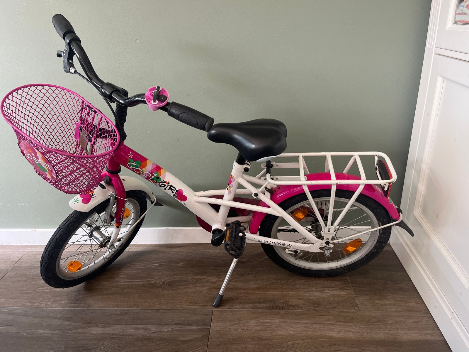 Leuke Roze Kinderfiets - Loekie Coolgirl 16 inch, Fietsen en Brommers, Fietsen | Kinderfietsjes, Ophalen, Gebruikt, Terugtraprem