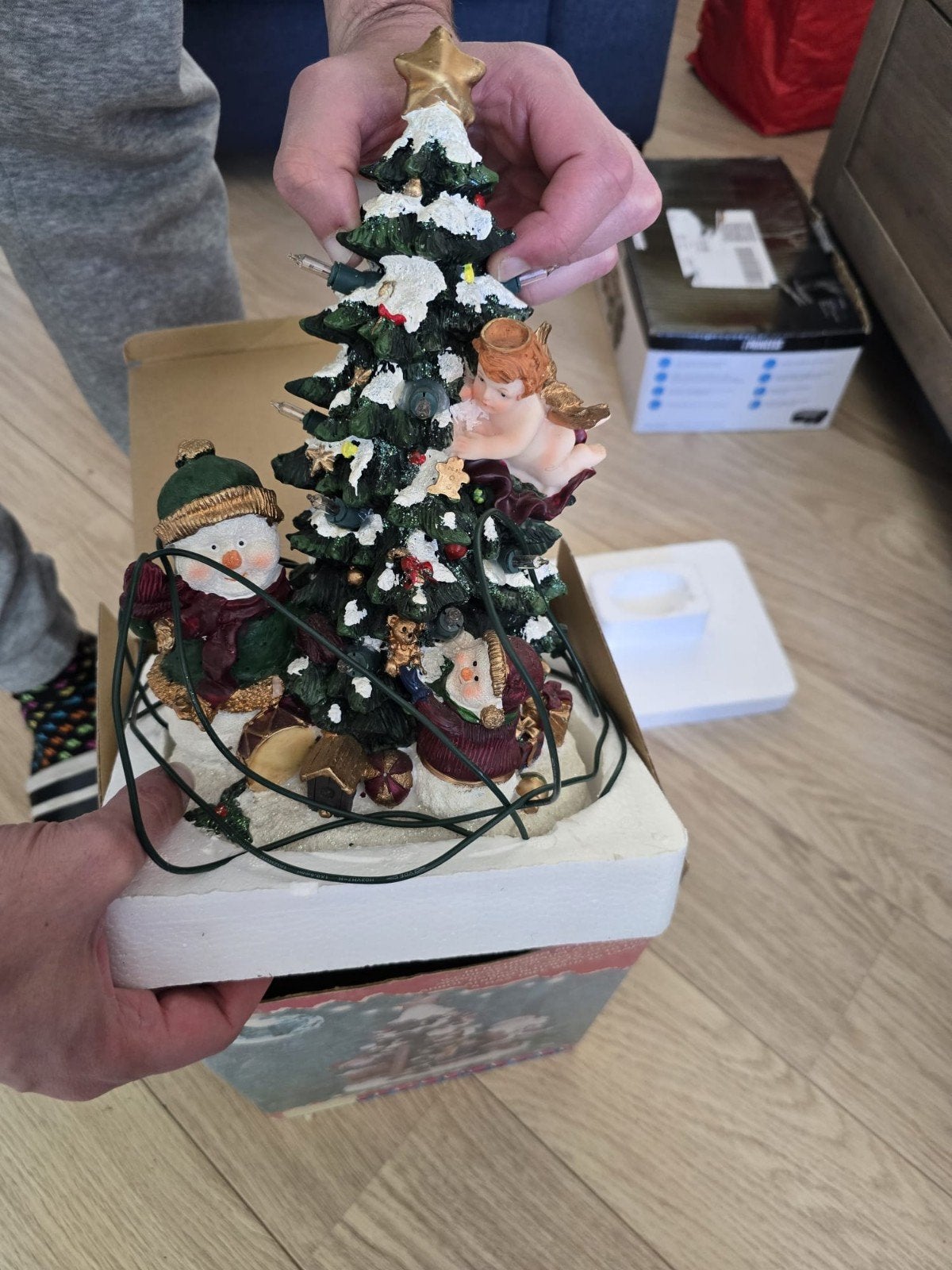 Kerstboom met lampjes nog zeer net, Diversen, Kerst, Ophalen of Verzenden, Zo goed als nieuw