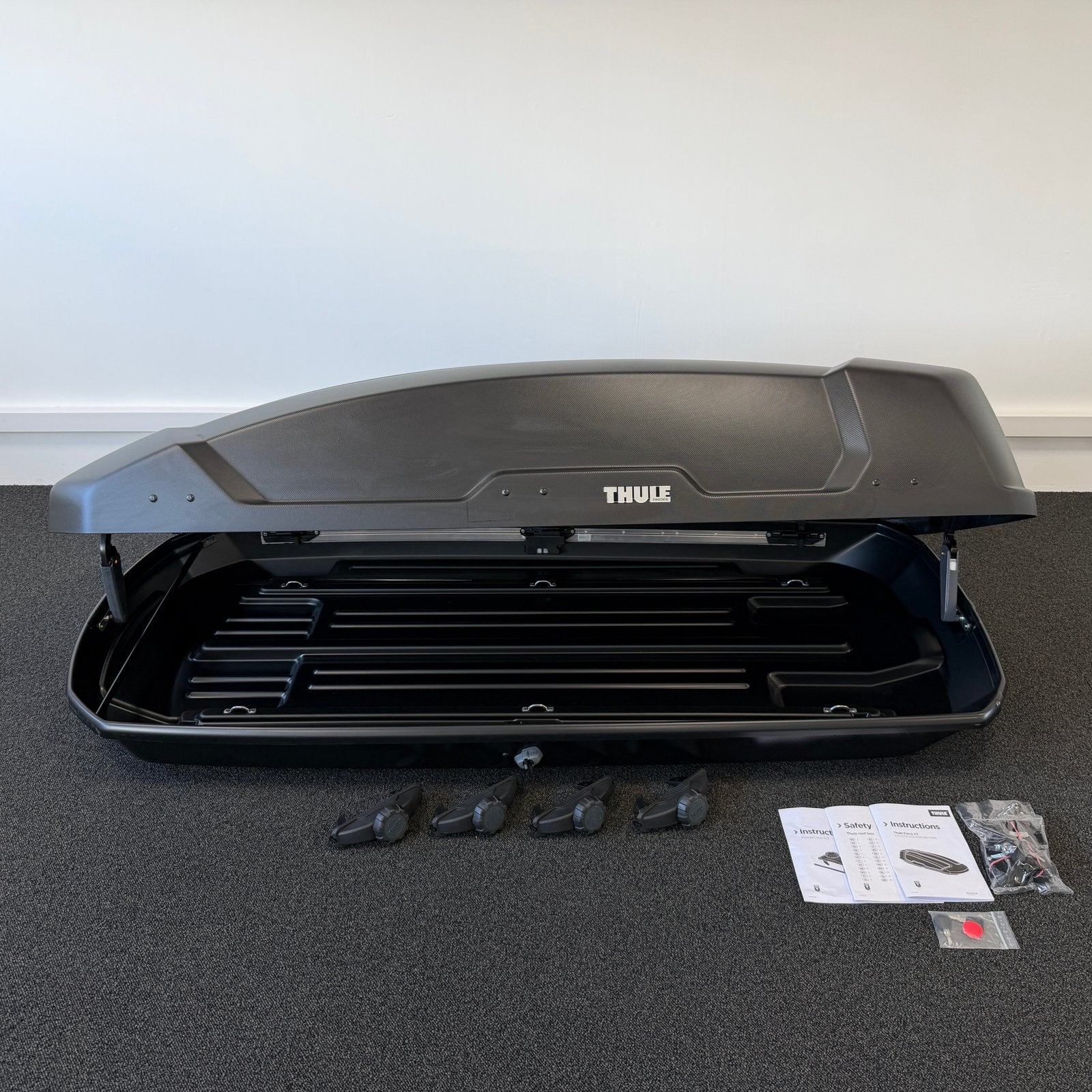 Thule Force XT L Dakkoffer 450 liter inhoud NIEUW!, Auto diversen, Ophalen, Zo goed als nieuw