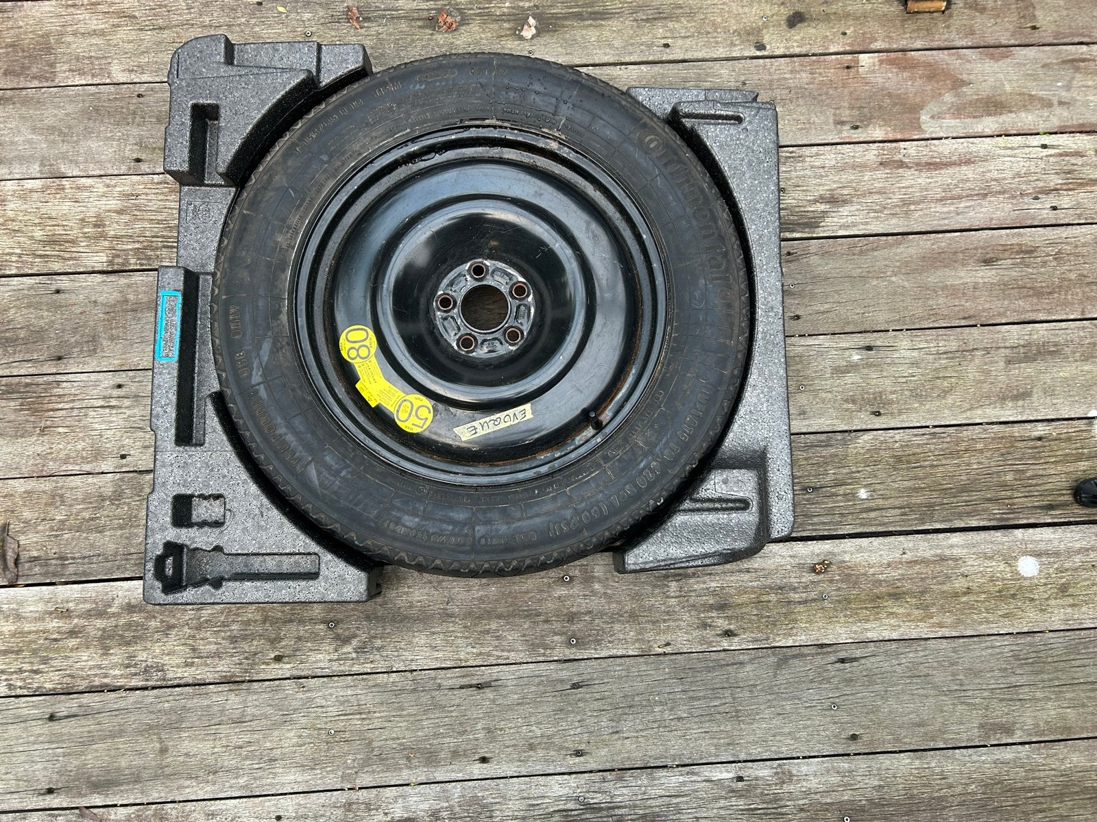 Thuiskomer Range Rover Evoque met inleg en hoes, 18 inch, Gebruikt, 155 mm, Banden en Velgen