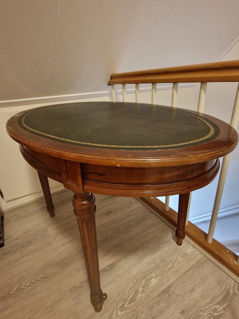 Antieke bijzettafel, Ophalen