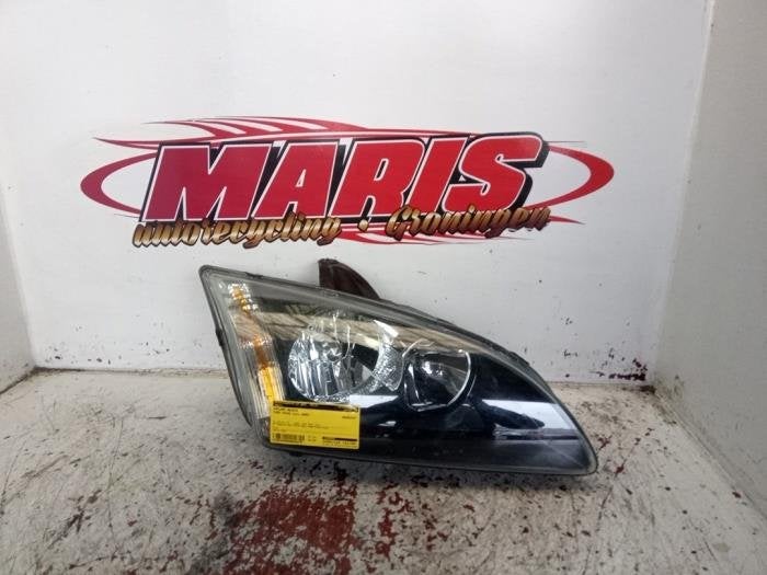 Koplamp rechts van een Ford Focus, Auto-onderdelen, Verlichting, Gebruikt, -, -, Ophalen of Verzenden