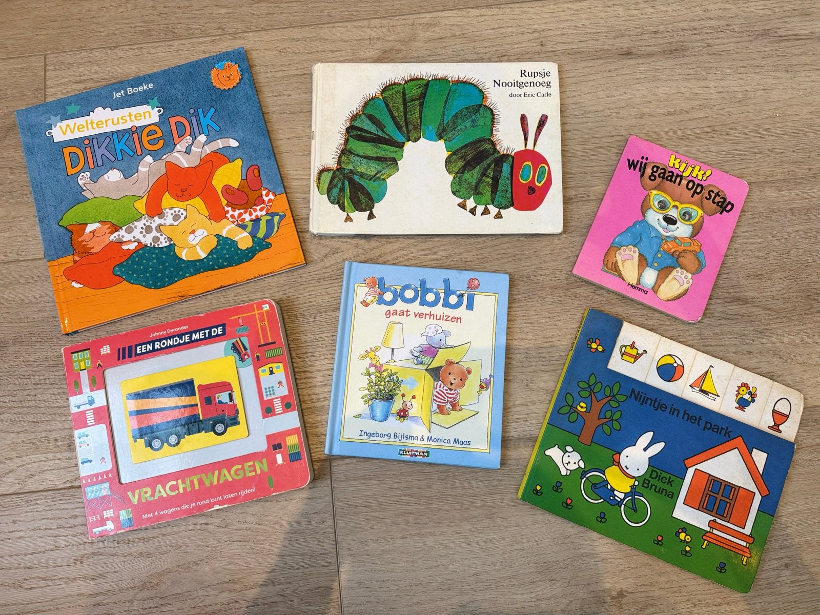 Diverse kinderboeken: Dikkie Dik, Rupsje Nooitgenoeg, Bobbi, Verzenden, Gelezen, Uitklap-, Voel- of Ontdekboek, 2 tot 3 jaar