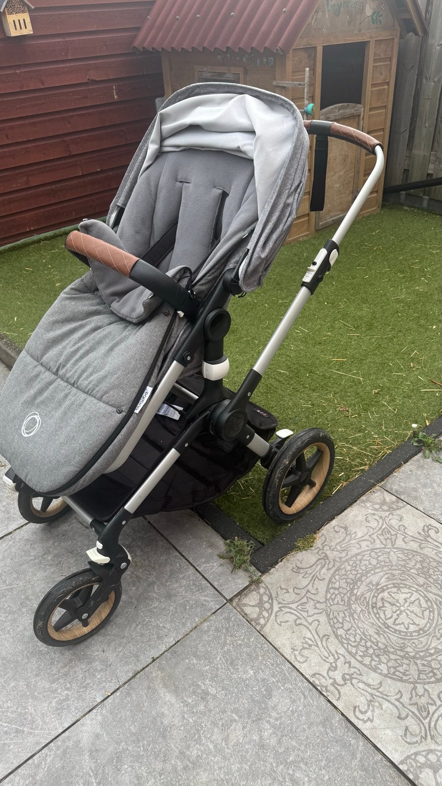 Bugaboo Fox Kinderwagen met voetenzak - Grijs, Kinderen en Baby's, Kinderwagens en Combinaties, Ophalen, Gebruikt, Bugaboo, Combiwagen