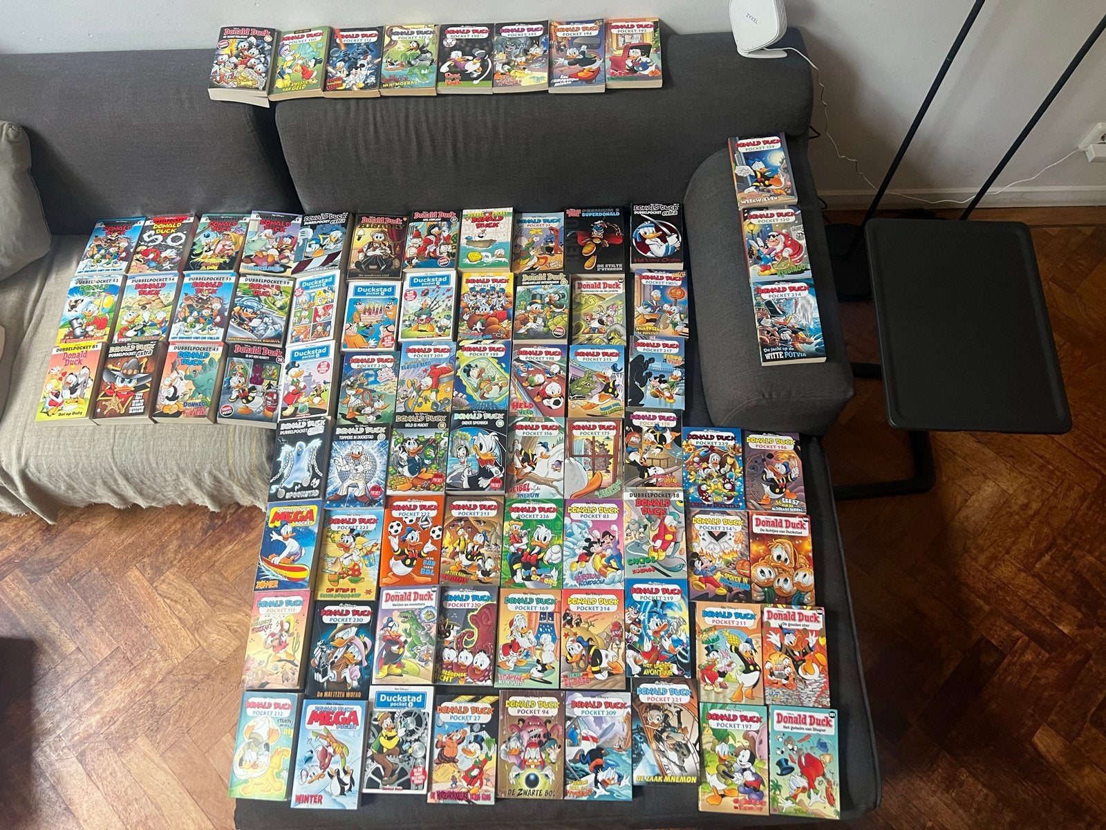 Grote Donald Duck Collectie: 105 Pockets & Weekbladbundels, Meerdere stripboeken, Ophalen of Verzenden, Zo goed als nieuw