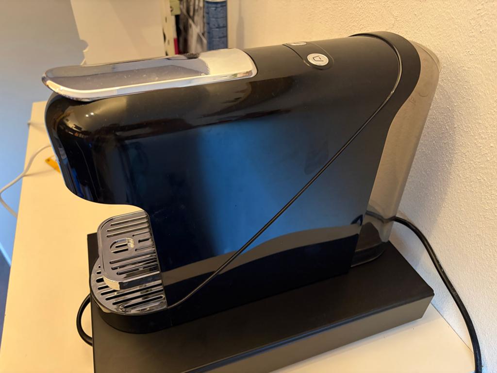 Tristar Nespresso Capsule koffiezetapparaat Cm-2300, Ophalen, Espresso apparaat, Zo goed als nieuw, 1 kopje