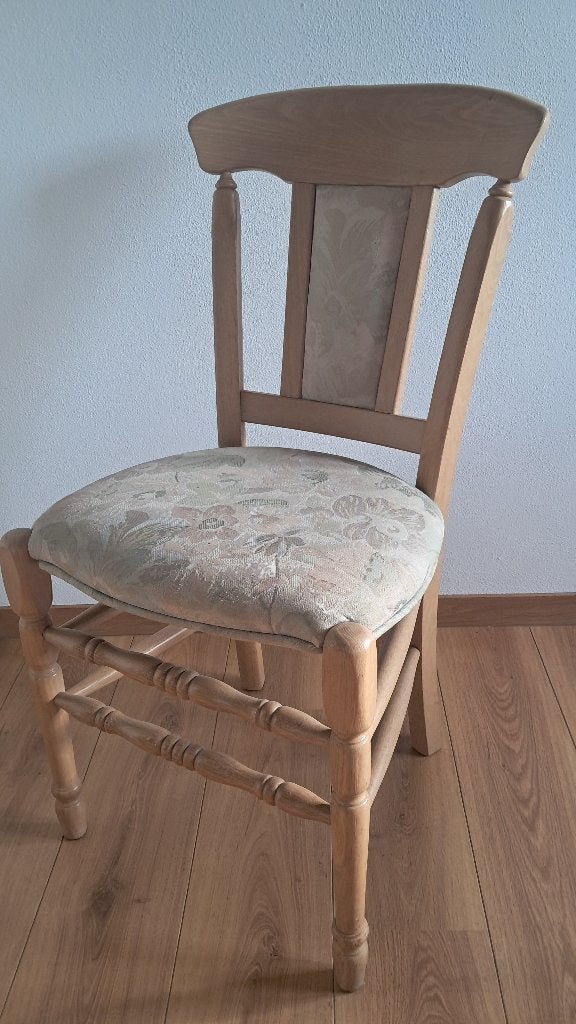 Stoelen 4 st en 1 leuningstoel, Huis en Inrichting, Ophalen, Hout, Gebruikt, Overige kleuren