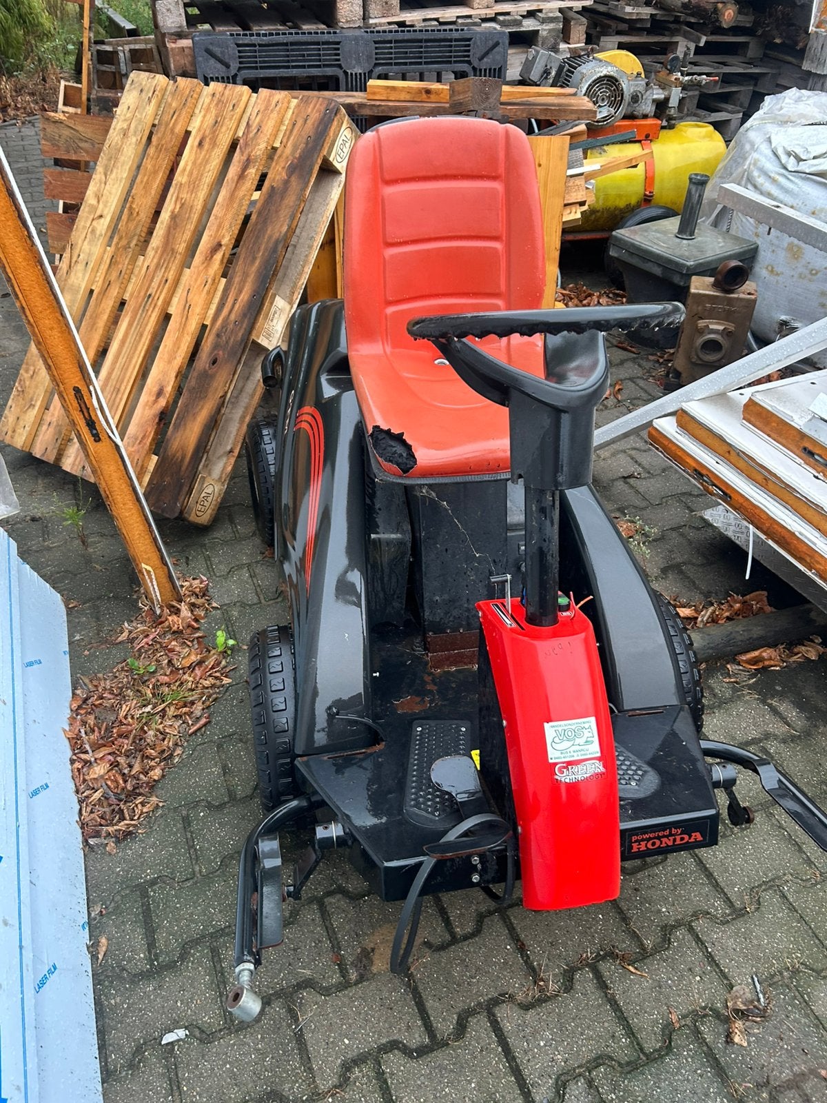 Zitmaaier hona 2 cilinder honda 530 motorblok, Ophalen, Zo goed als nieuw