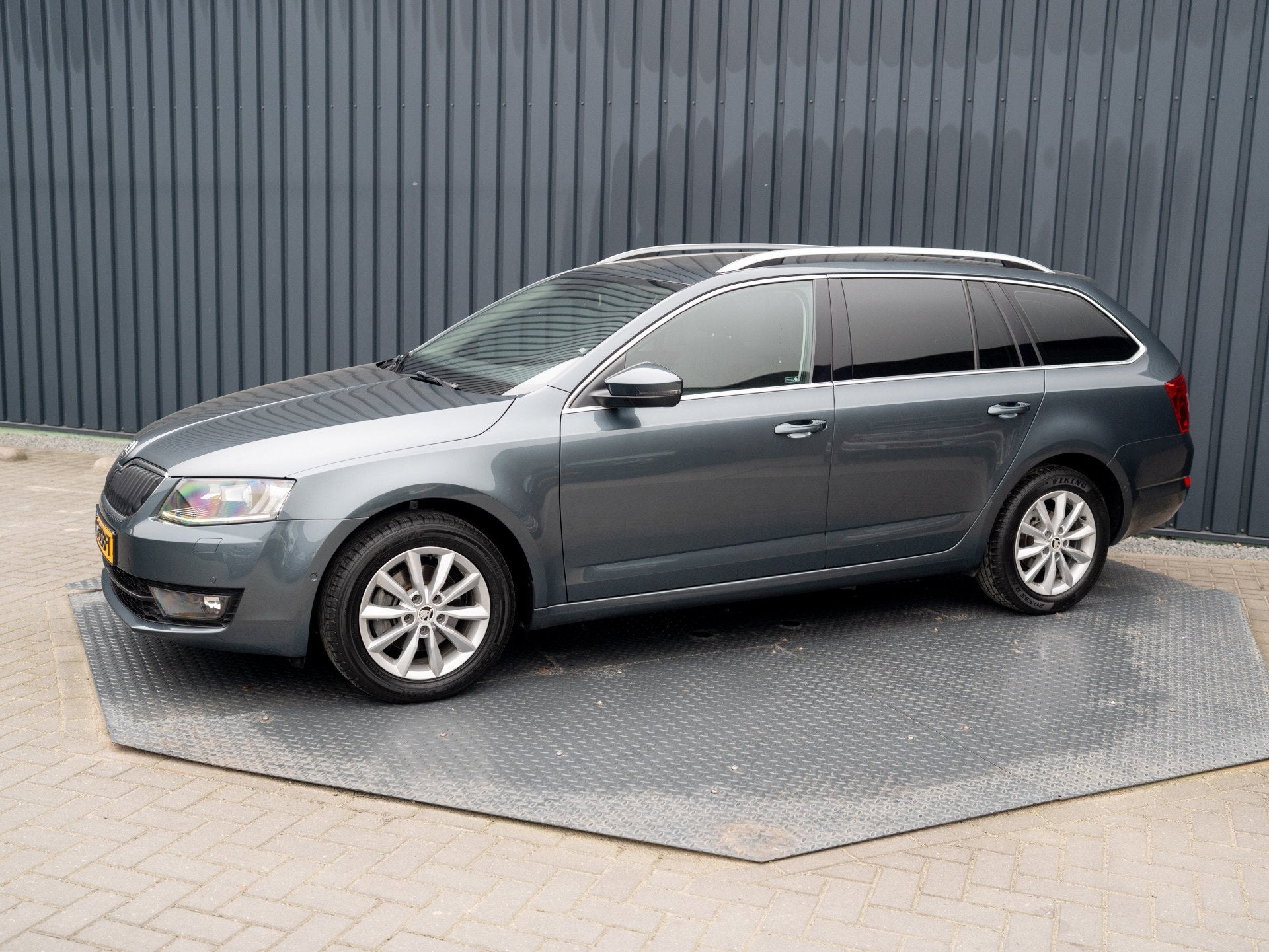 Skoda Octavia Combi 1.0 TSI Greentech Style Business Prijs R, Auto's, Voorwielaandrijving, Stof, Gebruikt, Met garantie (alle)
