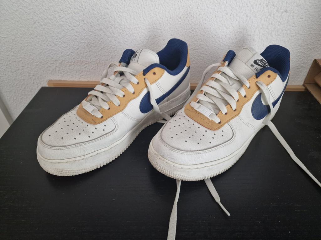 Nike Air Force 1 sneakers - maat 42,5 - CUSTOMIZED, Kleding | Heren, Schoenen, Ophalen of Verzenden, Zo goed als nieuw, Wit, Nike