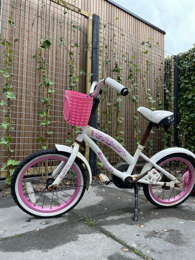 Kinderfiets met lekke band - nog veel plezier mee te beleven, Ophalen of Verzenden, Gebruikt, 16 tot 20 inch