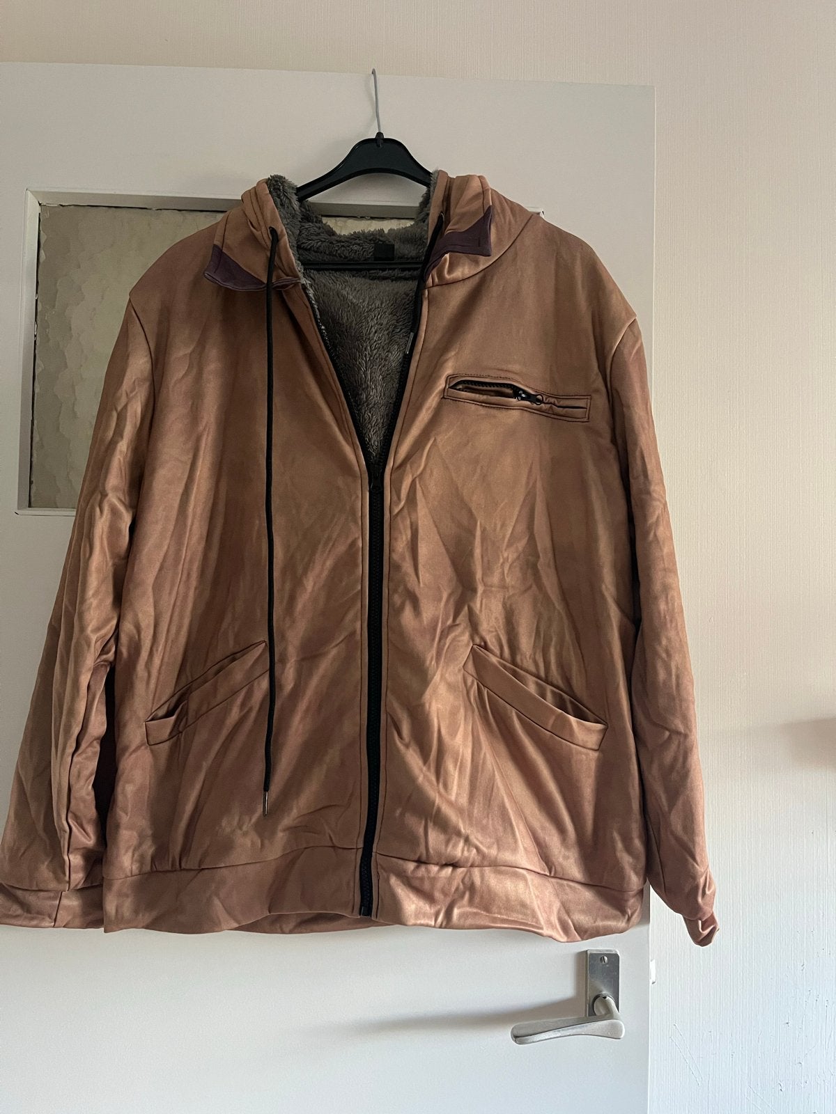 Warme winterjas met teddy voering - Maat L, Ophalen, Zo goed als nieuw, Maat 52/54 (L), Bruin