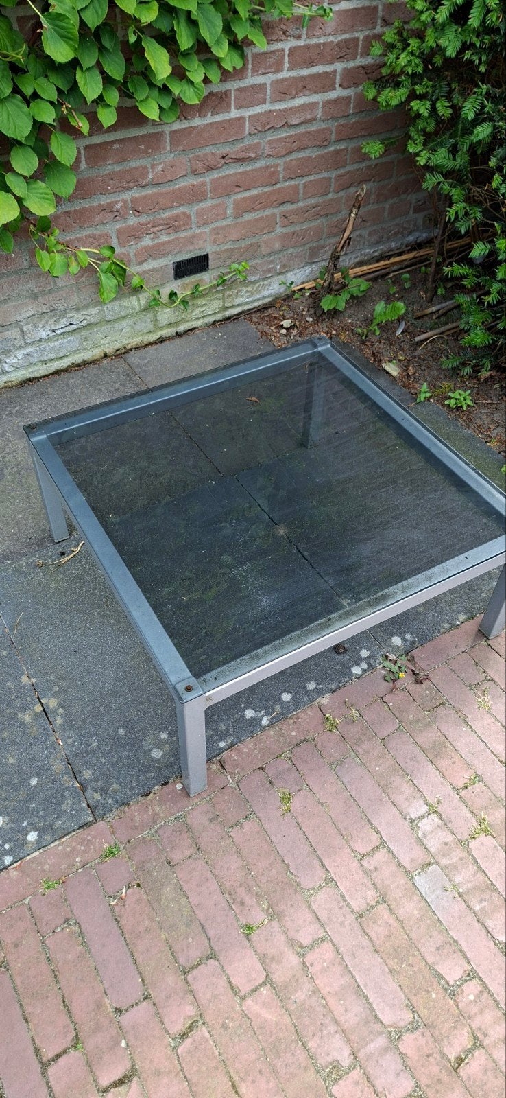 Glazen tuintafel met metalen frame, Ophalen, Gebruikt, Vierkant, Metaal