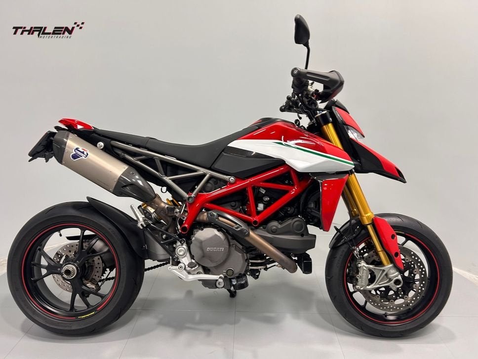 DUCATI HYPERMOTARD 950 SP (bj 2020) 24,900 km, DUCATI, 2 cilinders, Motorrijbewijs A, Bedrijf