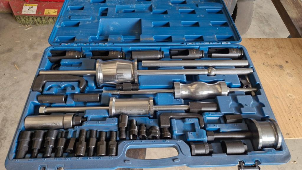HBM Universele Diesel Verstuiver Slagtrekker Set, Ophalen of Verzenden, Gebruikt, Universele onderdelen